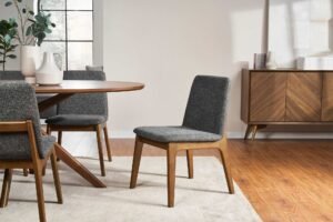 Brighton Oval Dining Table with 4 Carrie Chairs 6