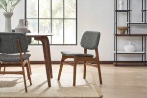 Vincent Dining Table with 4 Joshua Chairs, Walnut 5